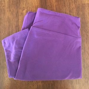 Solid purple Lularoe leggings
