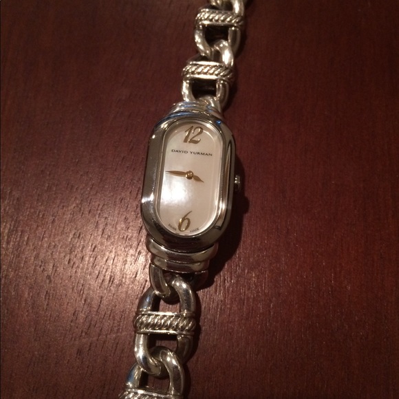 David Yurman Mother of Pearl Madison Watch - Picture 2 of 8