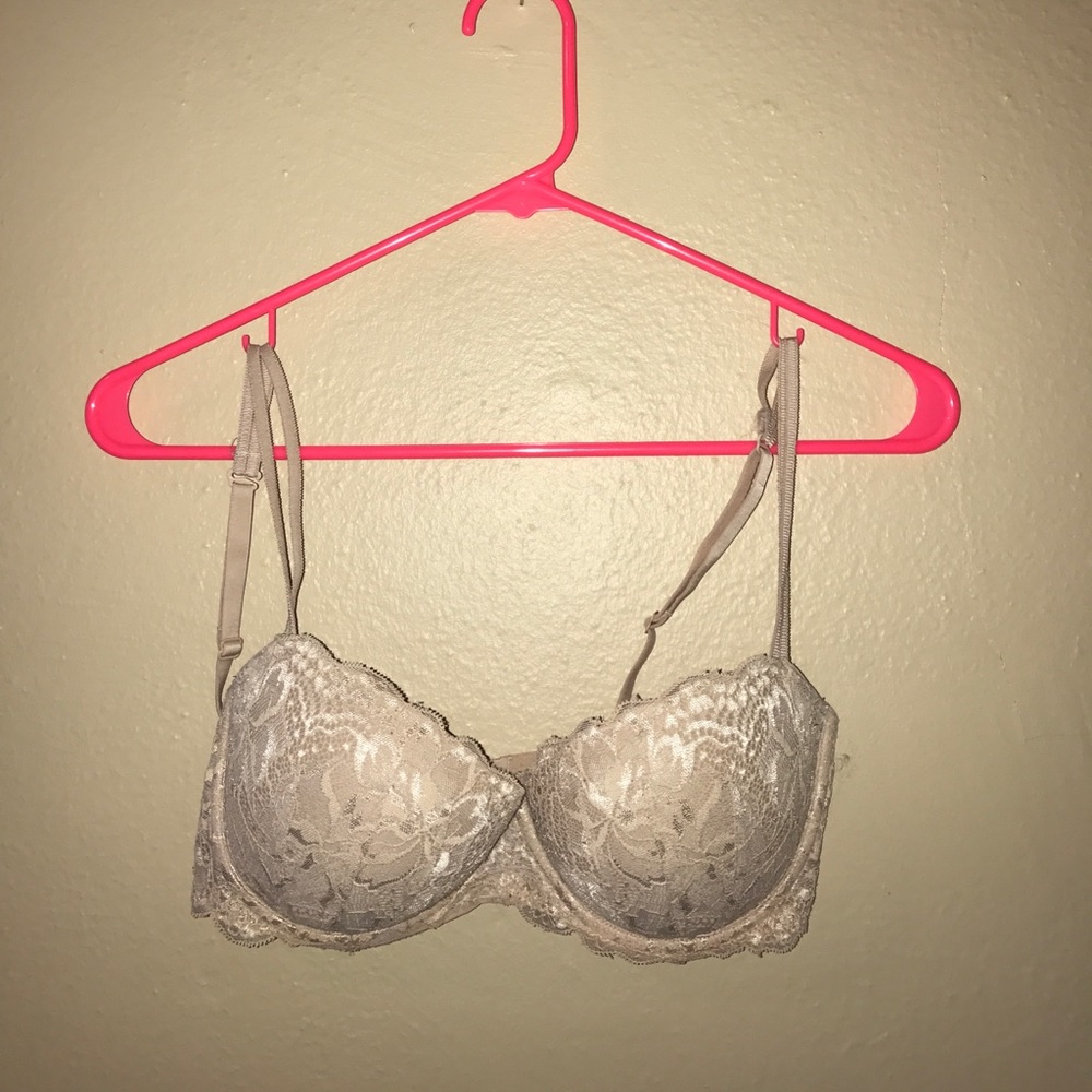Nude VS Push Up Bra