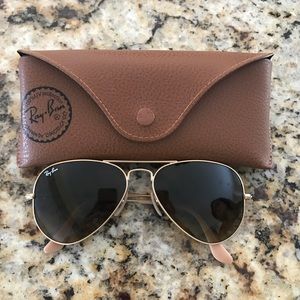 Gradient Brown Ray-Ban Aviators