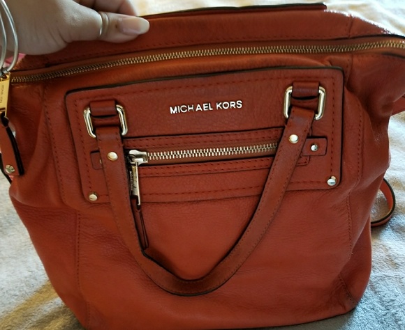 Michael Kors - Picture 3 of 3