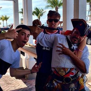 Meet your Posher, Sam