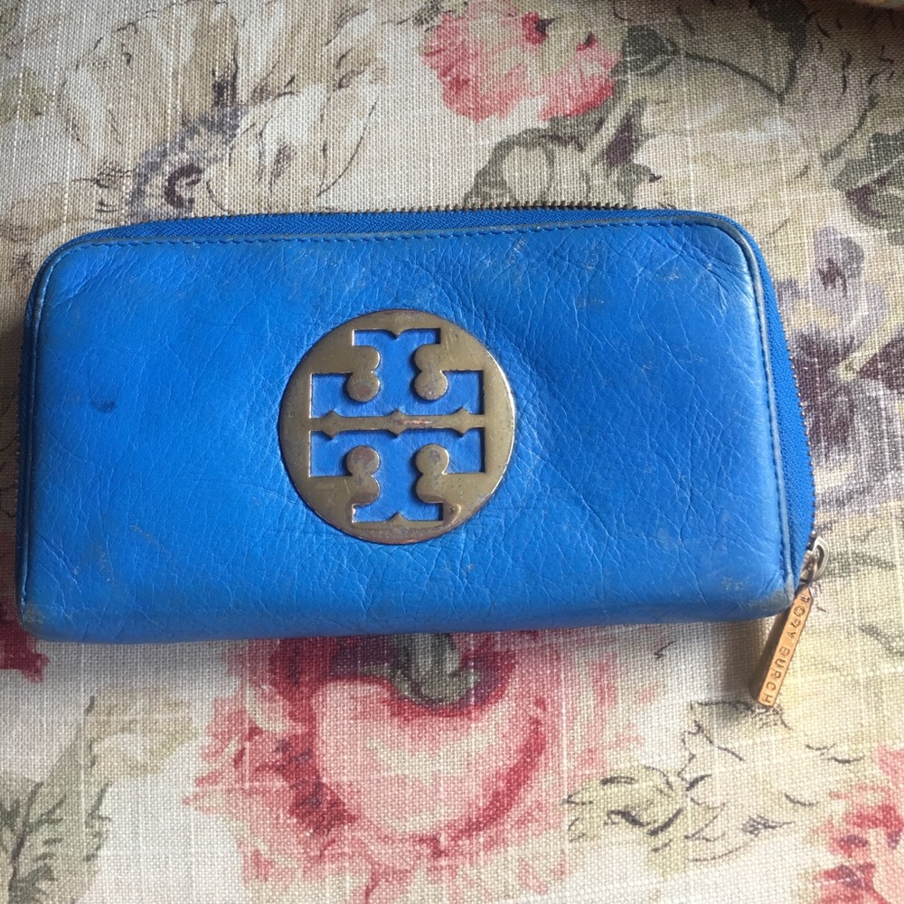 Tory Birch blue wallet