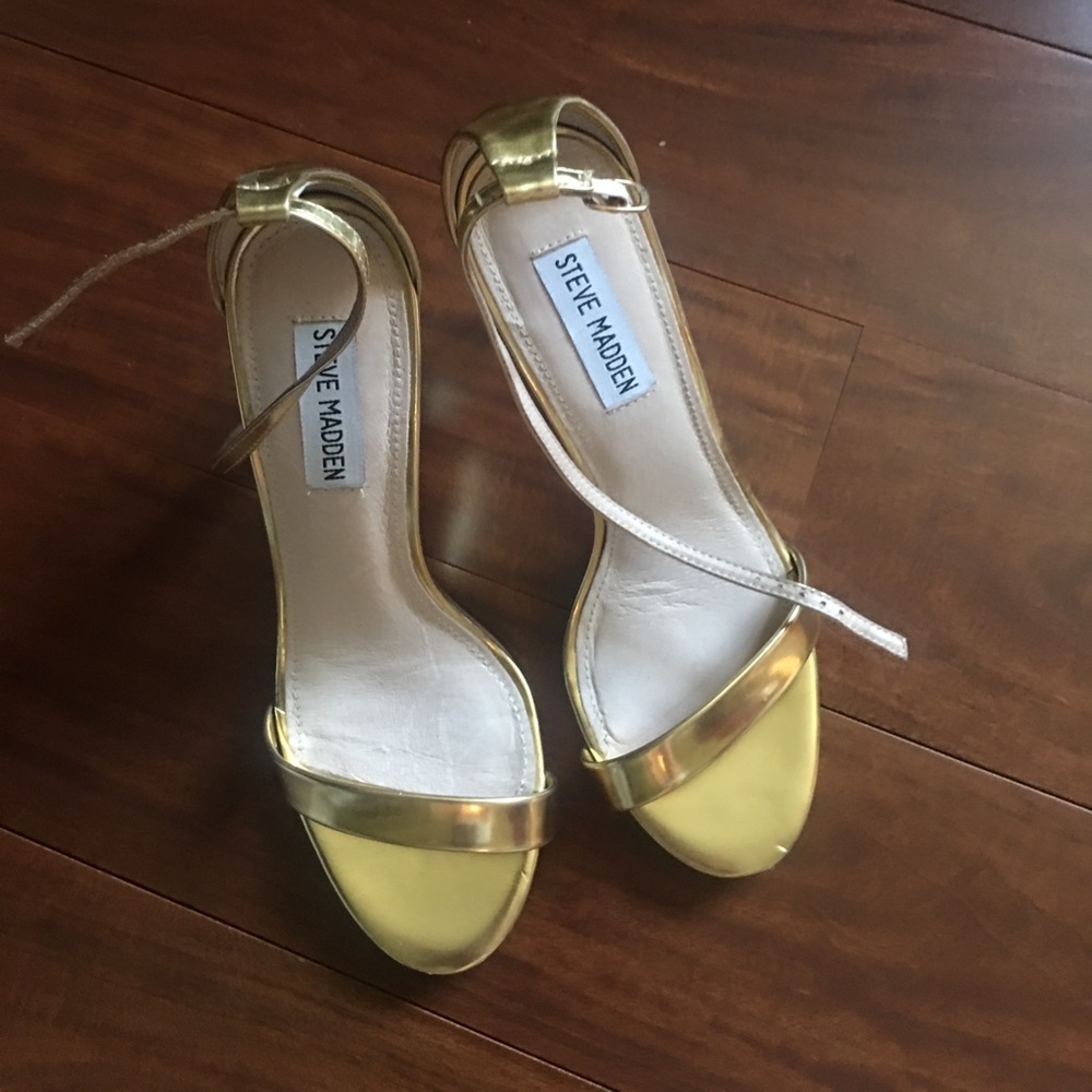 Steve Madden Gold Sandal