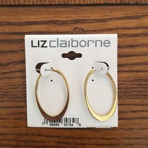 Gold earrings