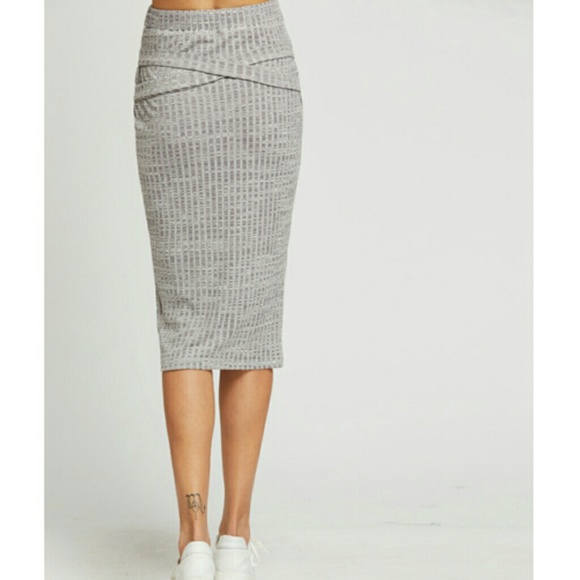 🚨LAST ONE!🌿🌿RIB KNIT SKIRT🌿 - Picture 2 of 3