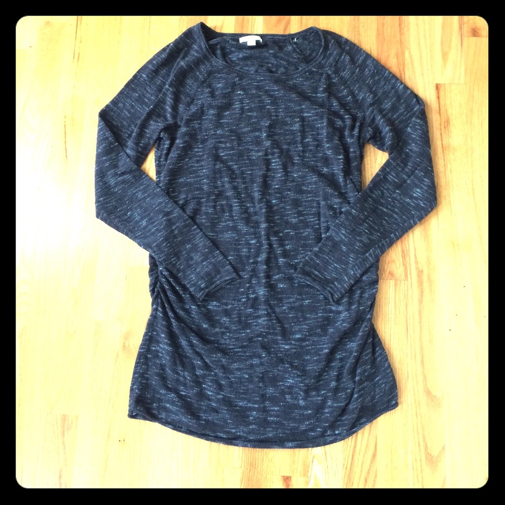 Maternity tunic size large