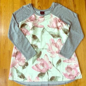 Maternity shirt size medium