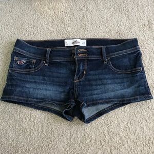 Hollister denim shorts size 5