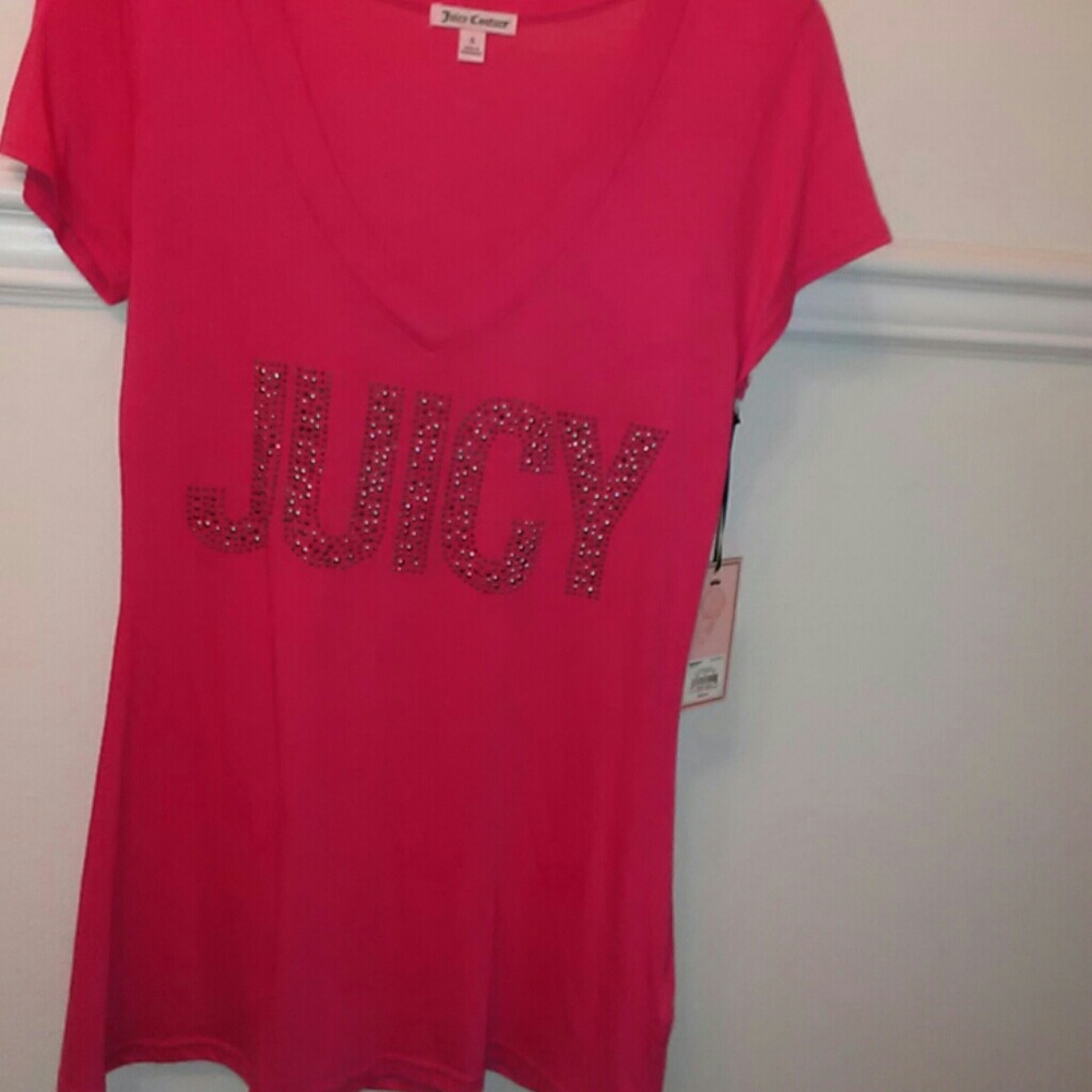 JUICY COUTURE V NECK TEE.  NWT