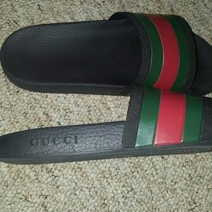 Gucci Flip flops