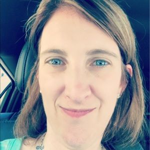 Meet your Posher, Janelle