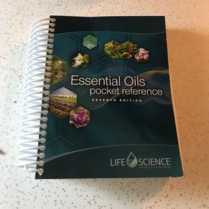 Essential oils pocket reference book