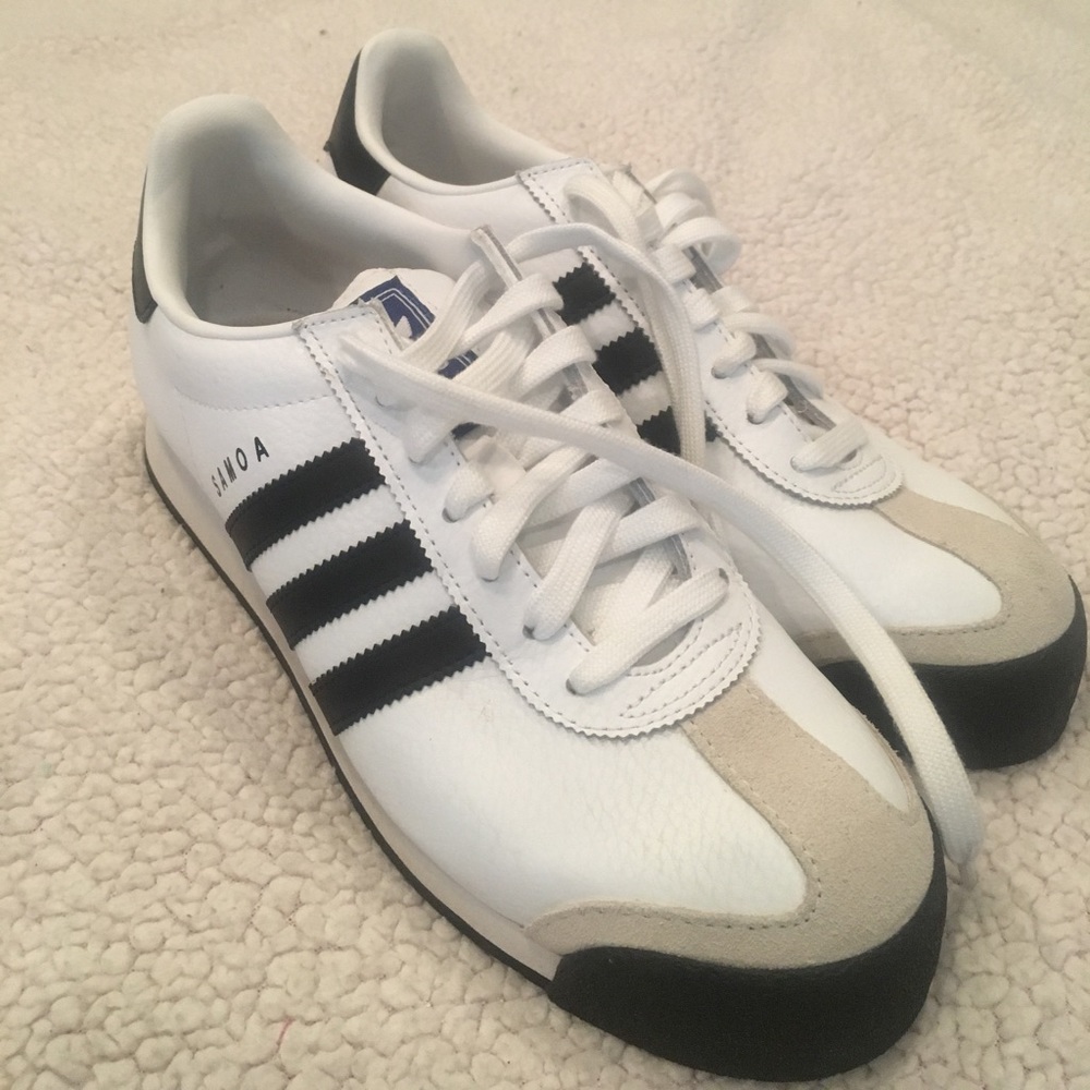 Adidas Samoa fashion sneakers