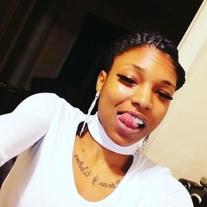 Meet your Posher, Canan