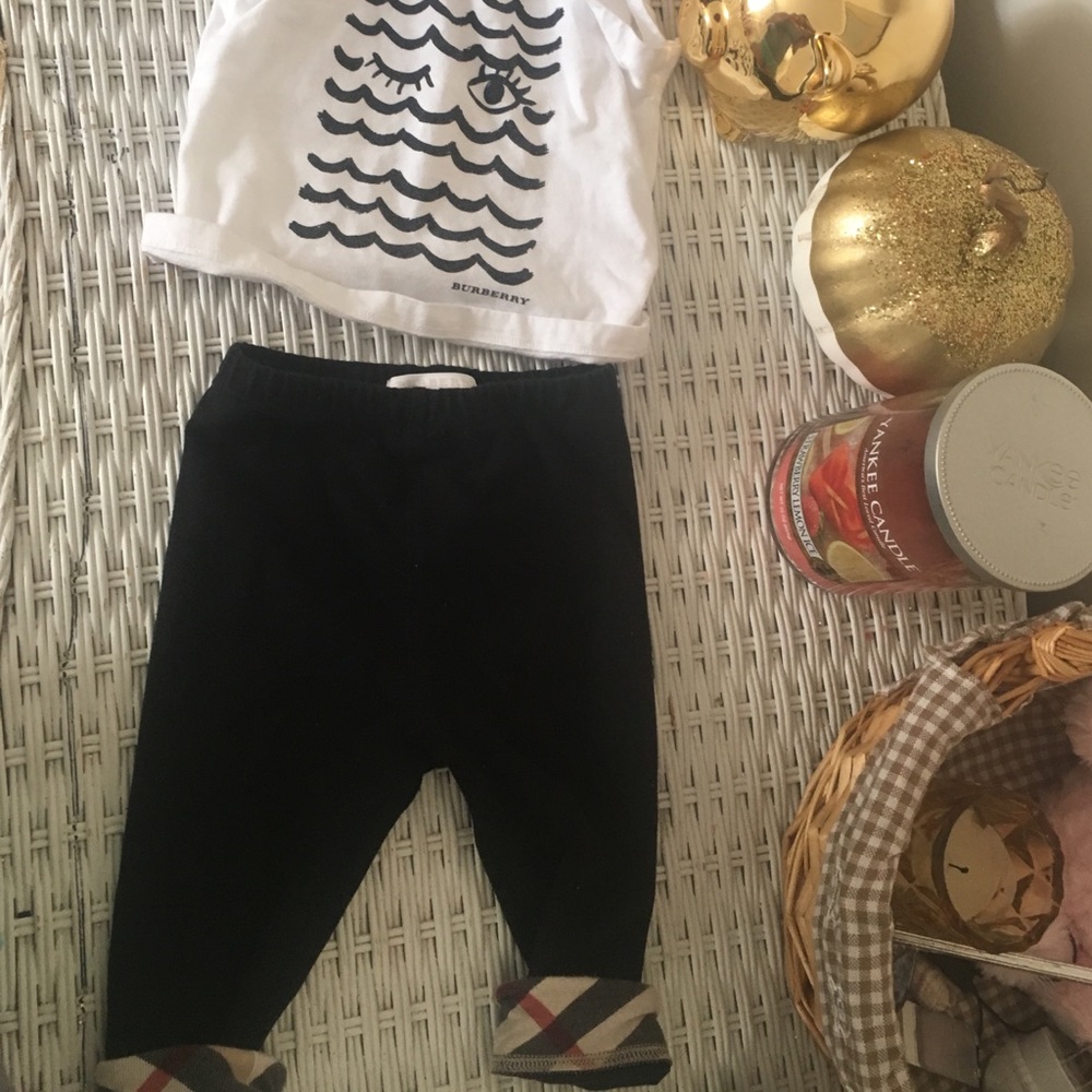 Baby Burberry  outfit