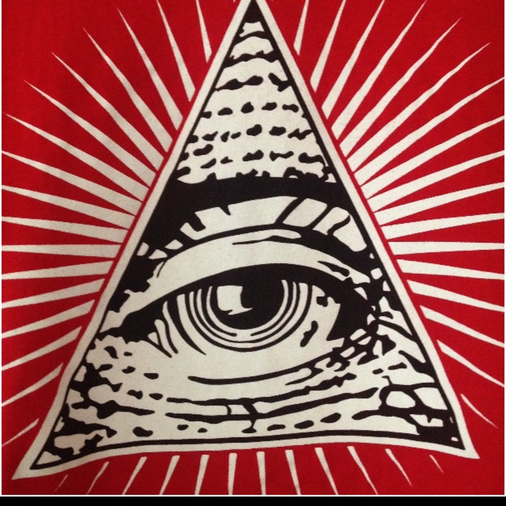 Hard Ten graphic pyramid/illuminati T EUC - Picture 2 of 3