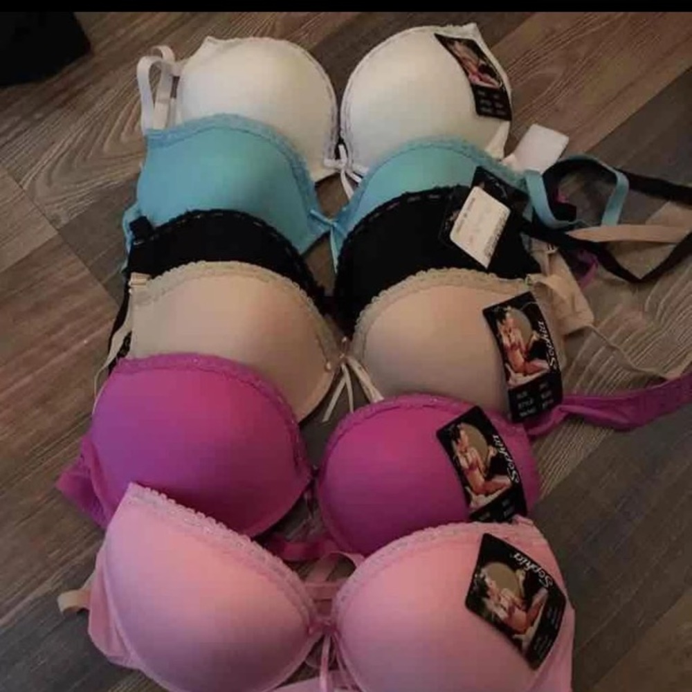 Bra and underwear bundle