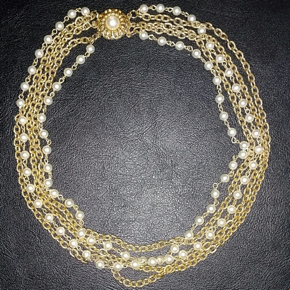 Vintage multi strand "pearl" & gold toned necklace - Picture 1 of 4