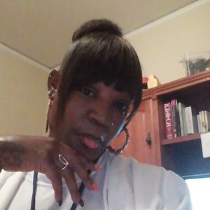 Meet your Posher, Tonja