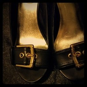 Black leather size 7 scandal by Nine West