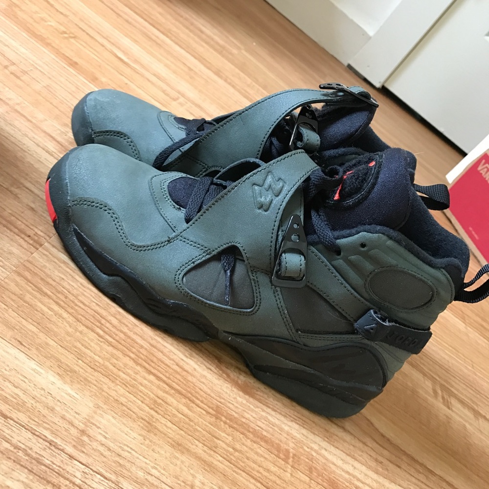 Air Jordan 8's  - Army Green (Make An Offer)