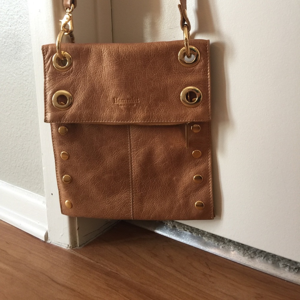 Hammett cross body