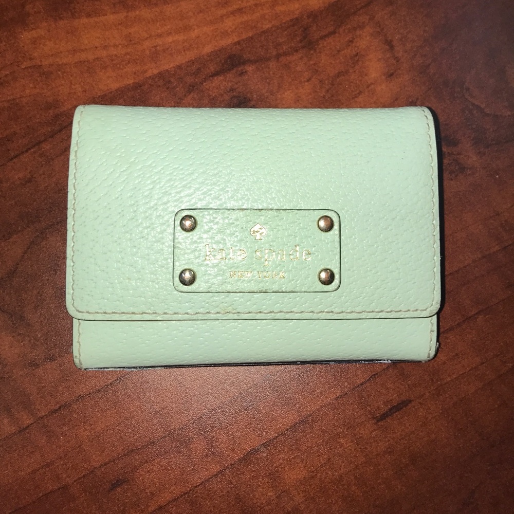 Kate spade mint wallet