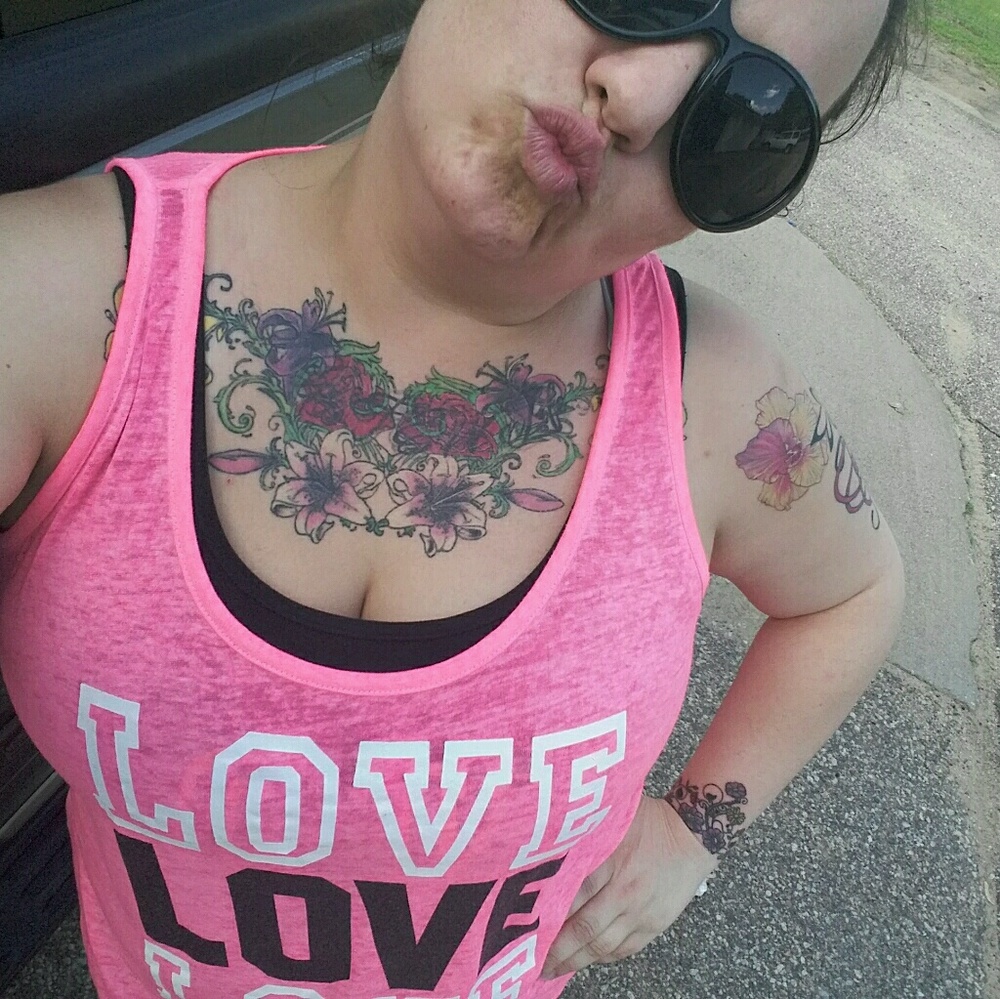 Meet your Posher, Joelle