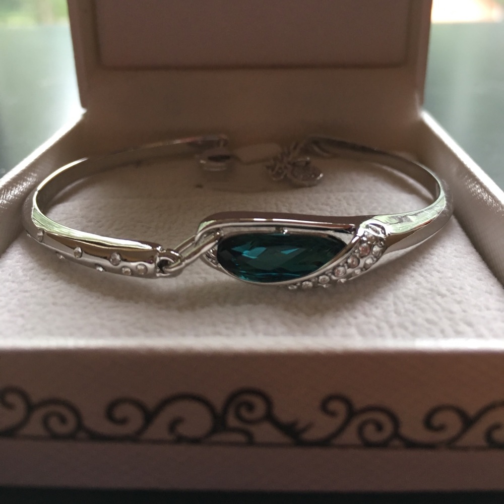 Qianse Cinderella Crystal Glass Shoe Bracelet