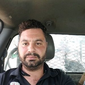 Meet your Posher, Raymond