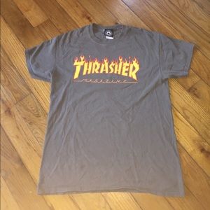 Gray classic thrasher t-shirt
