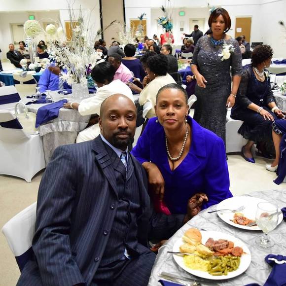 Meet your Posher, Cynthia - Picture 1 of 1