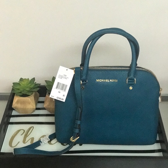 Michael Kors Bag - Picture 1 of 3