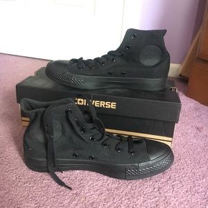 Black Converse