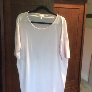 Solid light pink Irma LuLaRoe