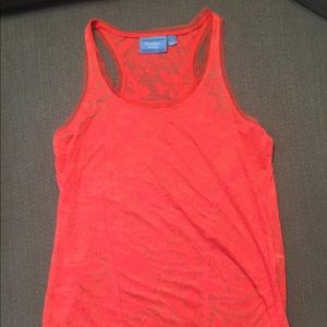 Red/hot pink Simply Vera Wang Flower Tank top