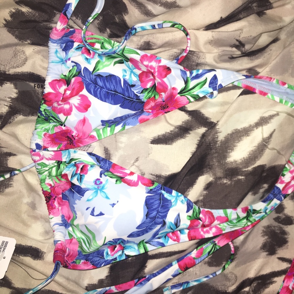 Forvever 21 bathing suit top