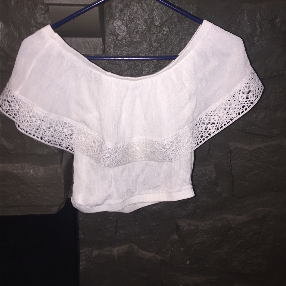 White off-the-shoulder crop top