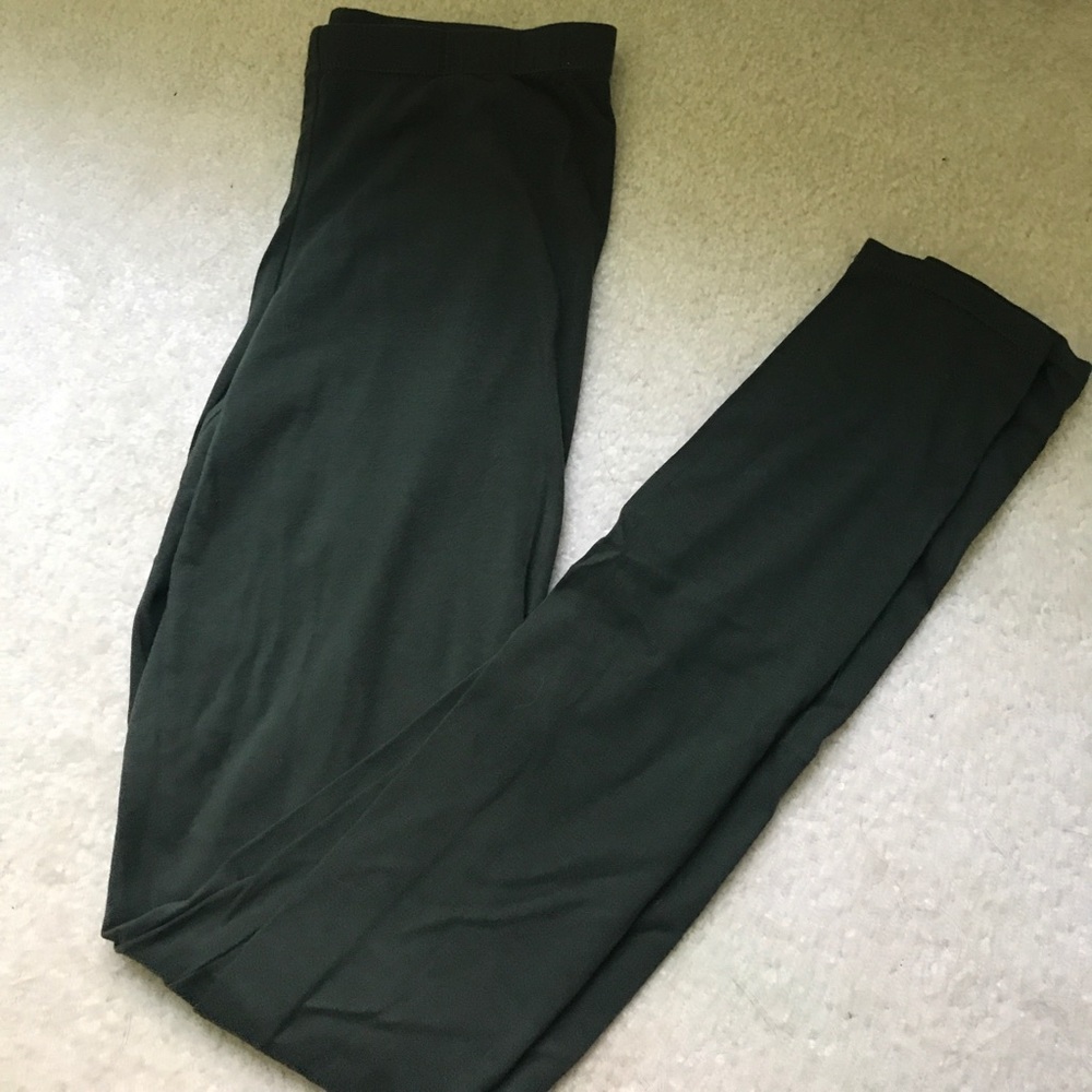 Dark green leggings
