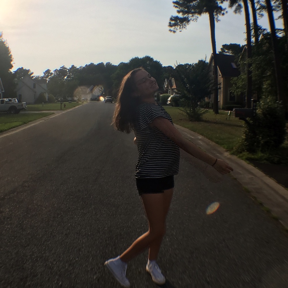 Meet your Posher, Claire