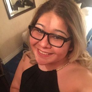 Meet your Posher, Marisol