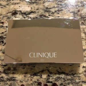 Clinique Acne Solutions Powder Makeup : 9 Neutral