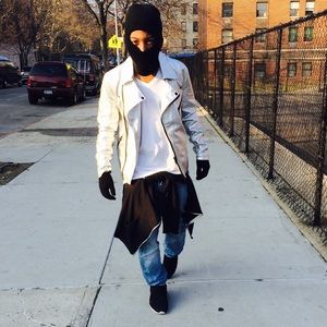 Meet your Posher, Justin