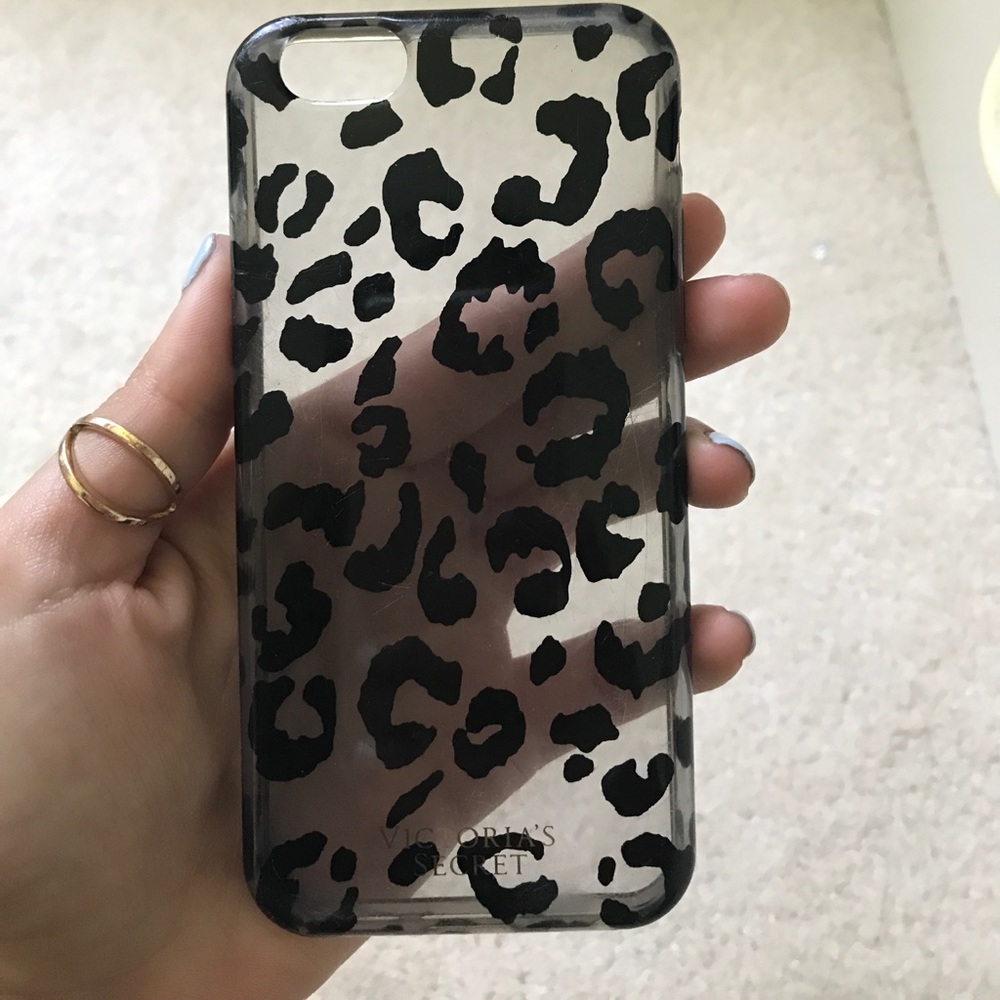 VICTORIA secret phone case