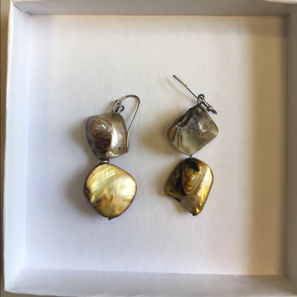 Stone earrings