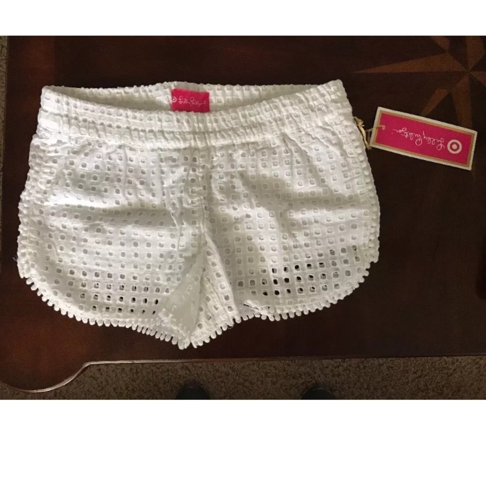 XS. New with tags. smoke Free Home