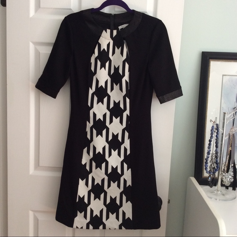 ✨HP✨Debbie Shuchat Cutout Wool-Blend Sheath Dress