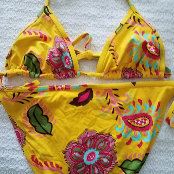 Bathing Suit - Picture 2 of 3