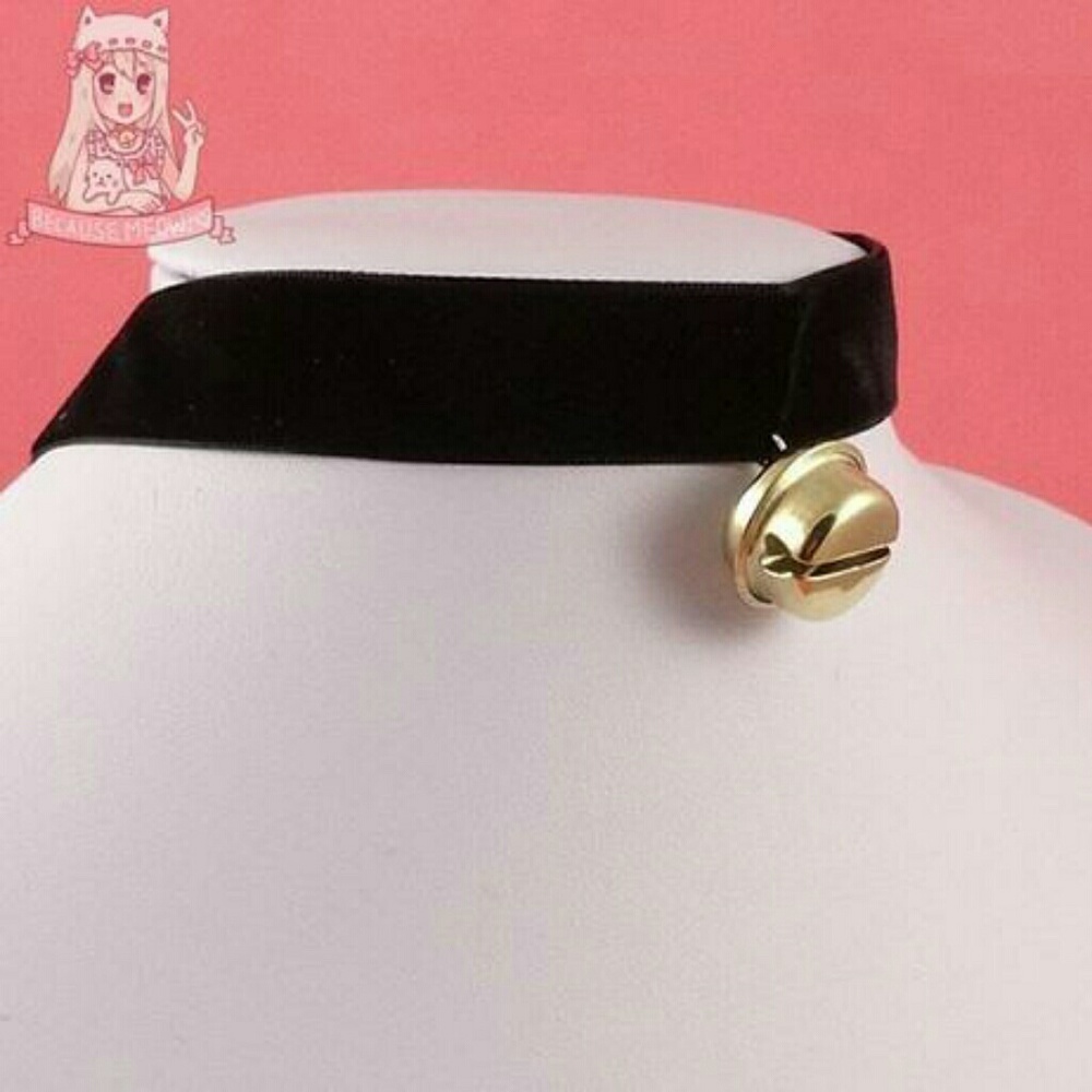 Cat bell choker